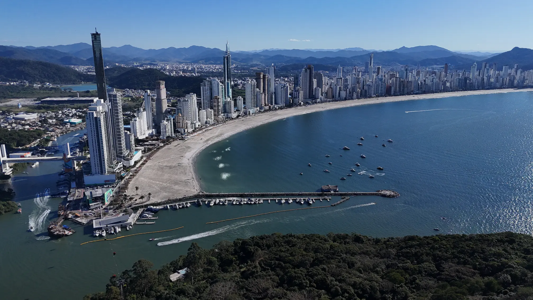 Barra Sul de Balneário Camboriú